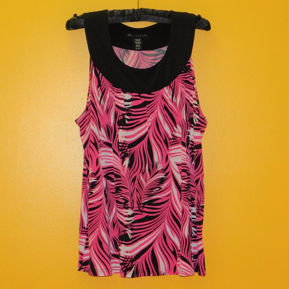 🔥5/$25 Apostrophe Flowy pink/black/white tank top